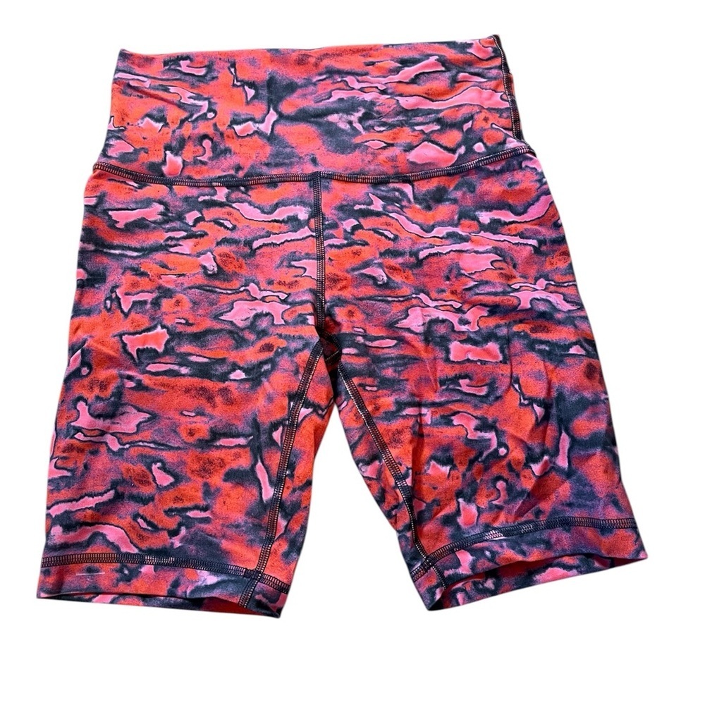 lululemon High-Waist Pink & Coral Abstract Bike Shorts. Gym. Workout
Size 6